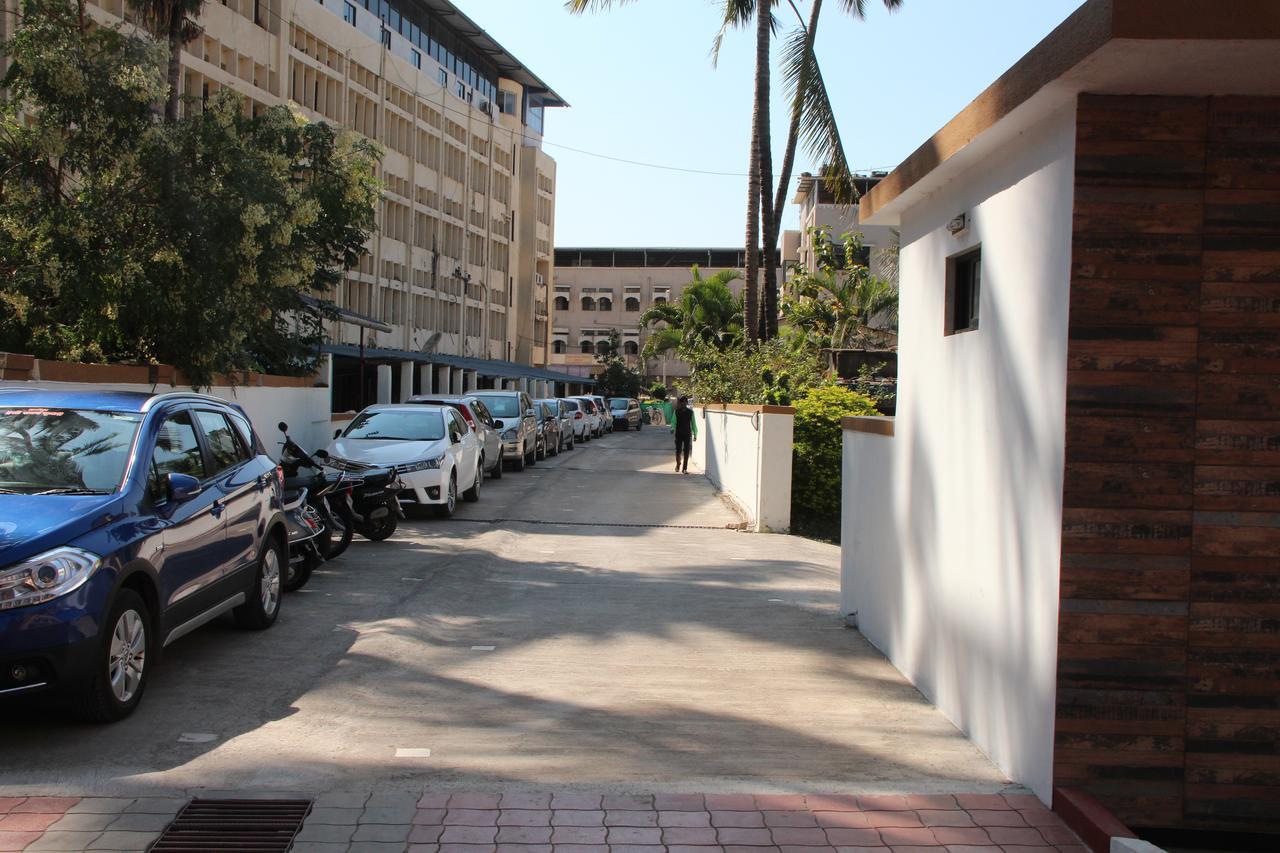 Hira Laxmi Residency Hotel Alibág Kültér fotó